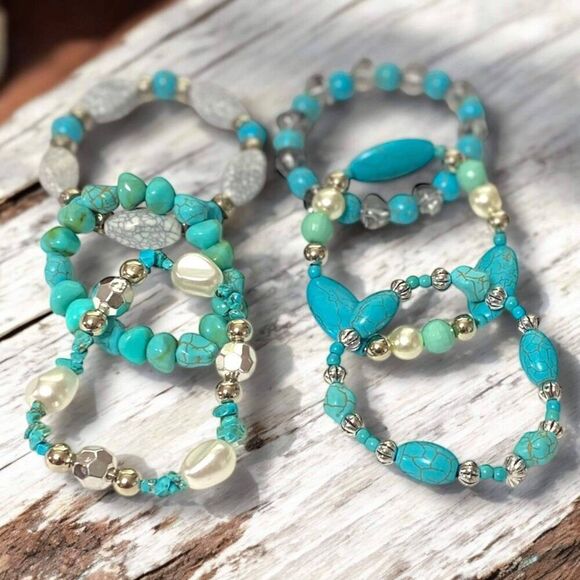 Western Silver Turquoise Howlite Beaded Bangle Bracelet NEW - Picture 3 of 4